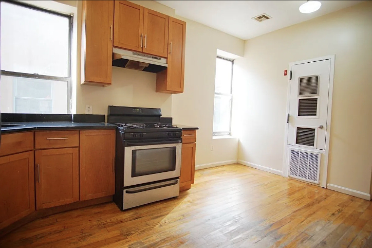 1496 Bushwick Avenue - Photo 2