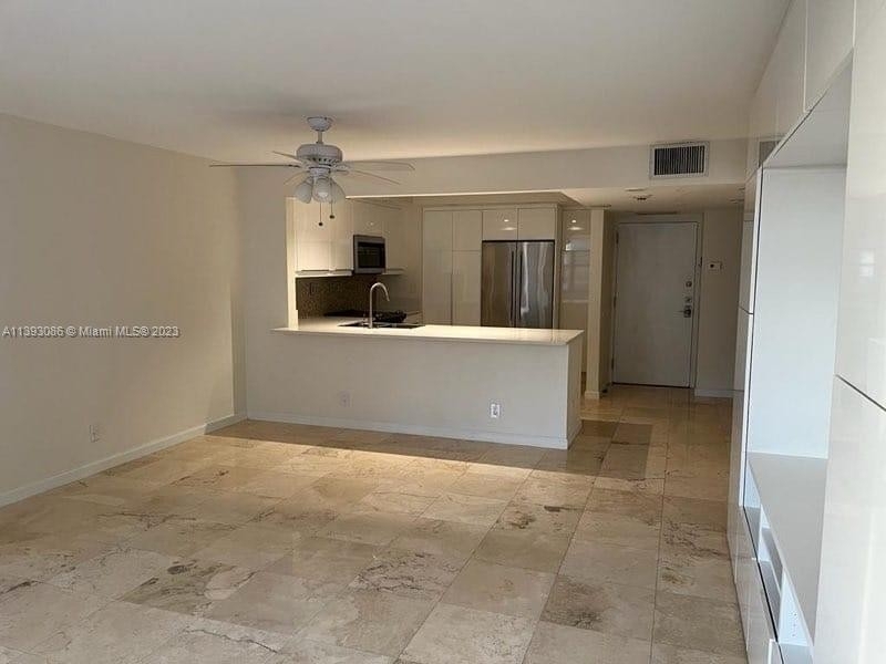 1915 Brickell Ave - Photo 18