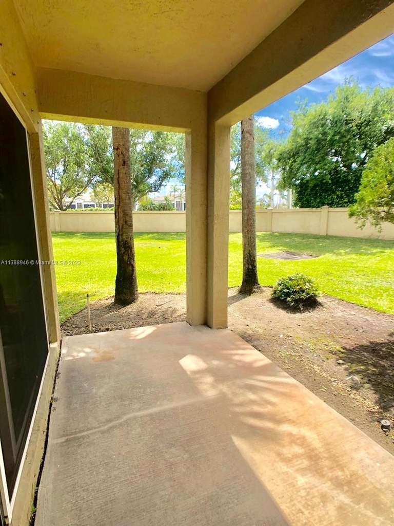 12218 Sw 8th Ct - Photo 17