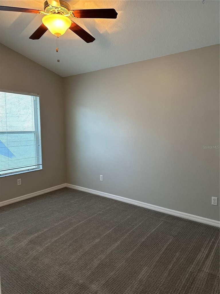 10501 Marlington Place - Photo 14