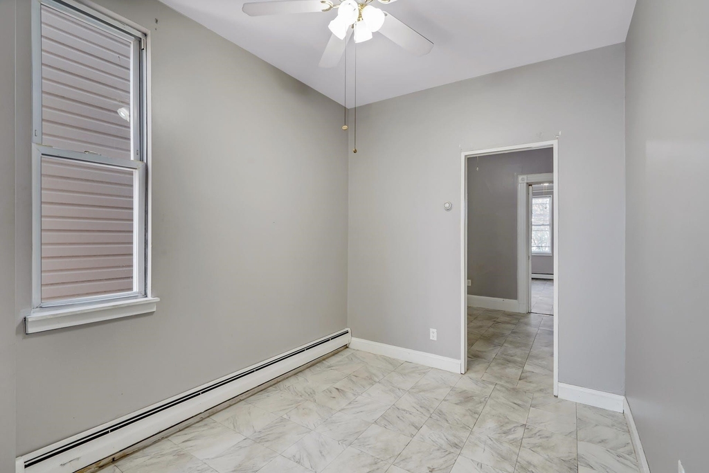 2806 Palisade Ave - Photo 5