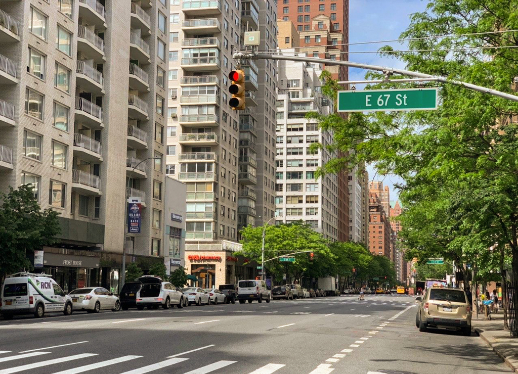 206 East 67th Street - Photo 5