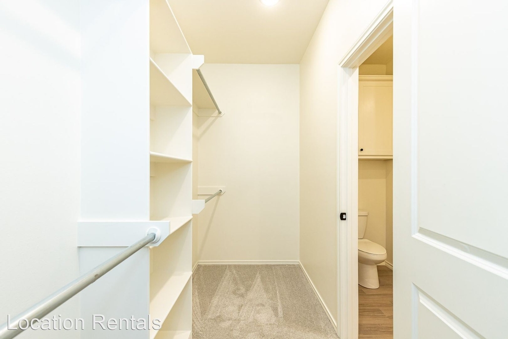 5553 Lehigh Street - Photo 13