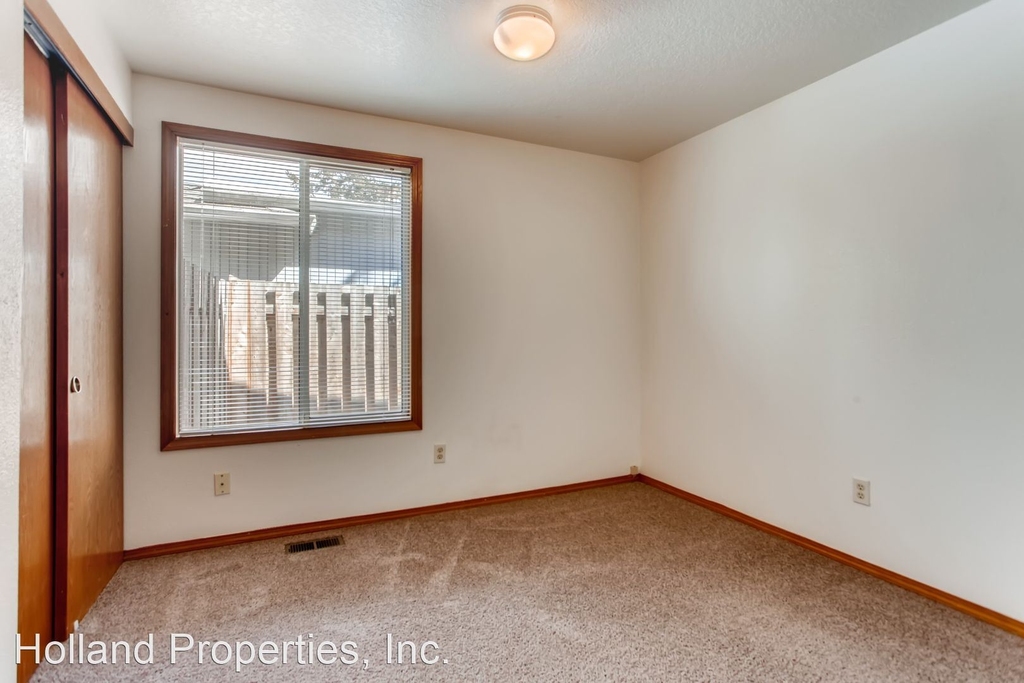 278 Ne Hyde Circle - Photo 6