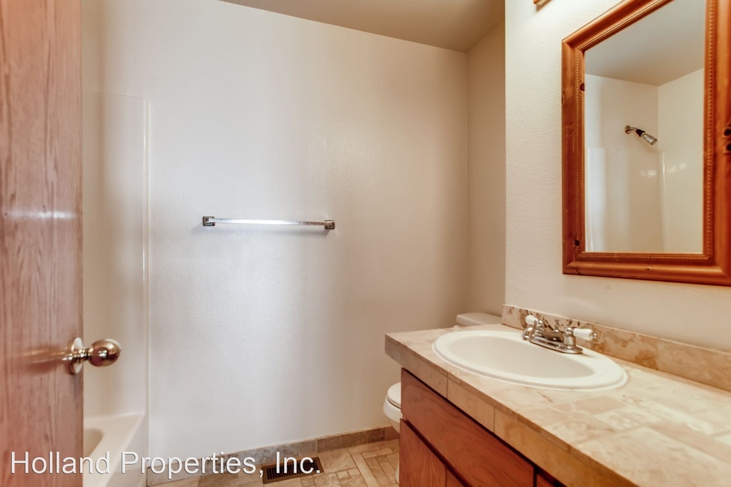 278 Ne Hyde Circle - Photo 7