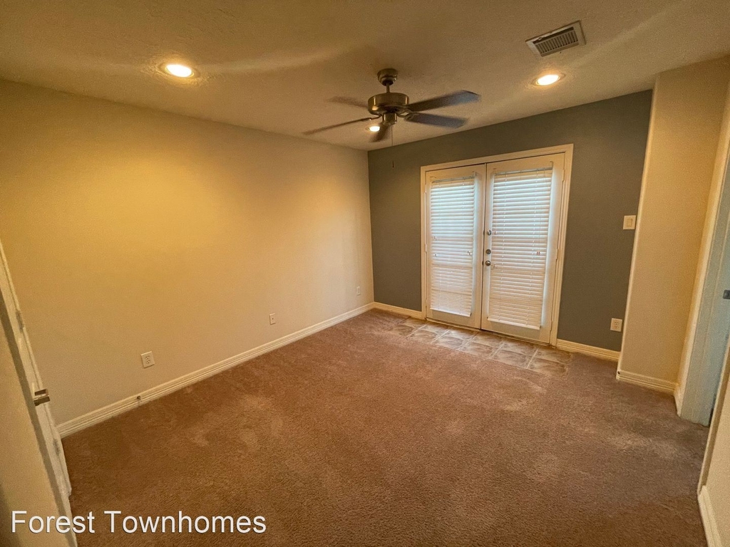 3710 Sherwood Lane - Photo 2