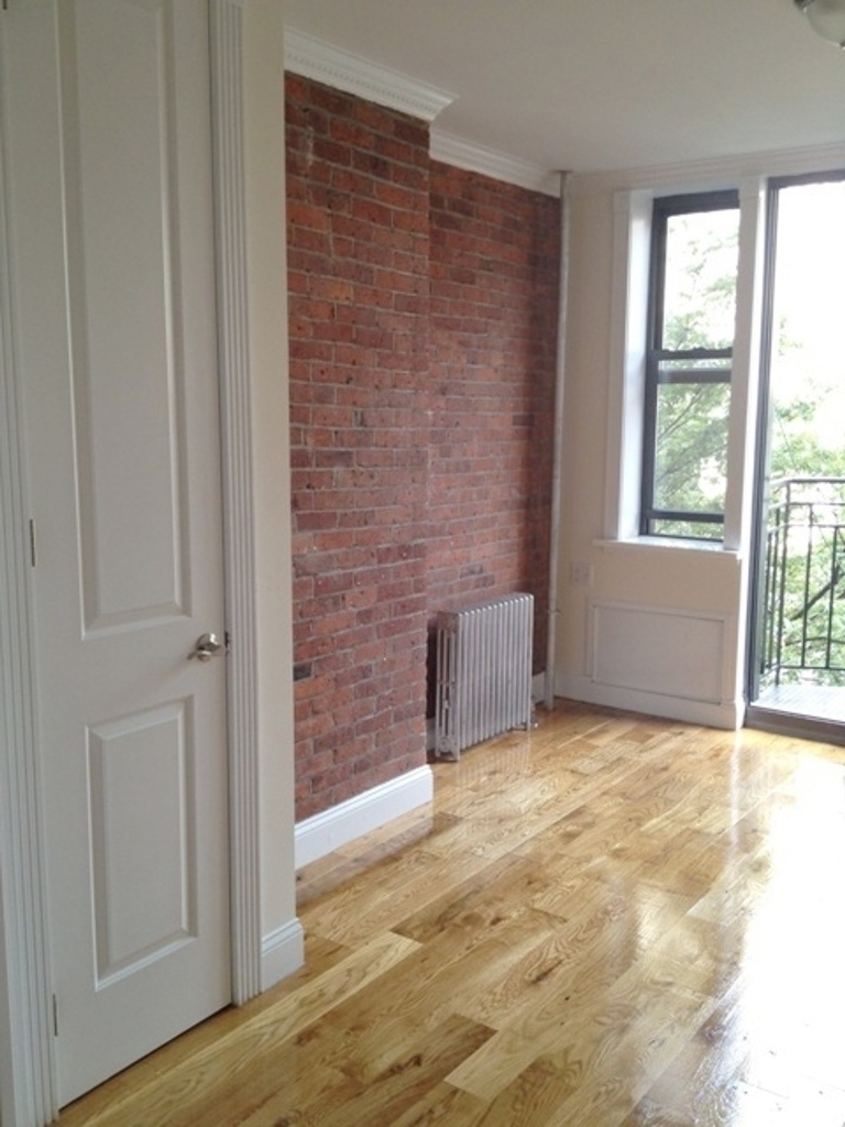 East 7th Street and 1st Avenue - Photo 7