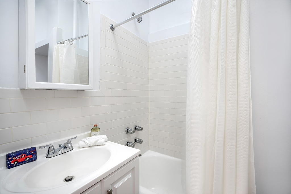 327 East 75th Street - Photo 11