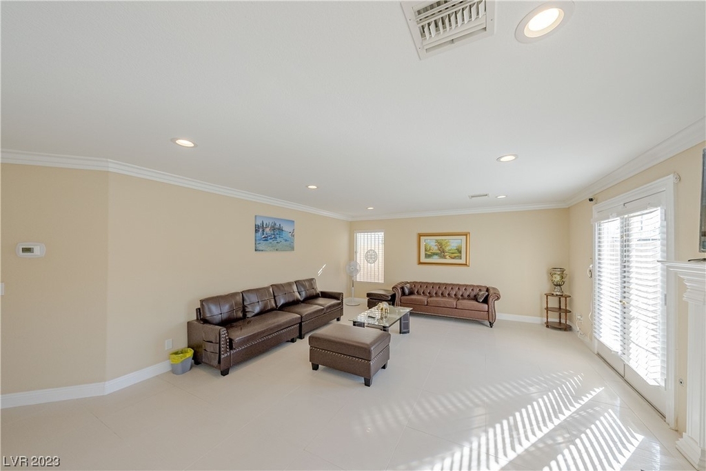 3311 Biscayne Bay Drive - Photo 4