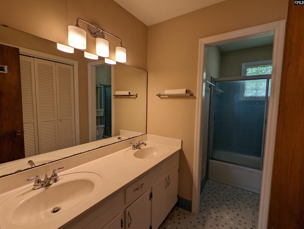 3135 Woodsen Circle - Photo 15