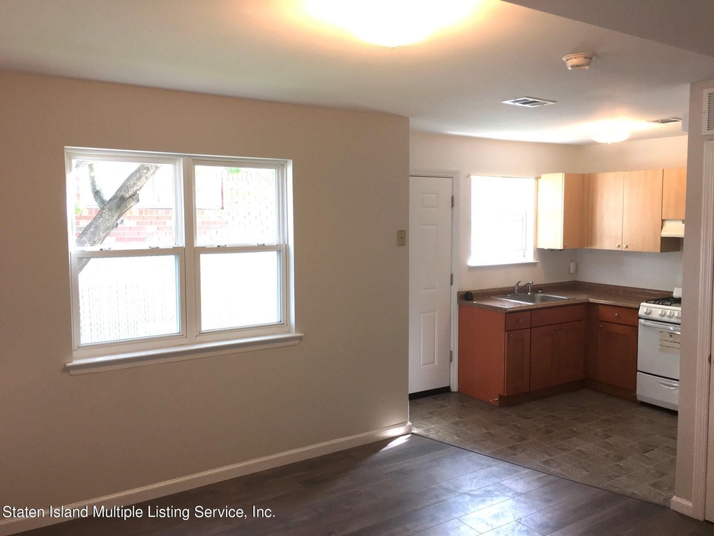 225 Hull Avenue - Photo 2