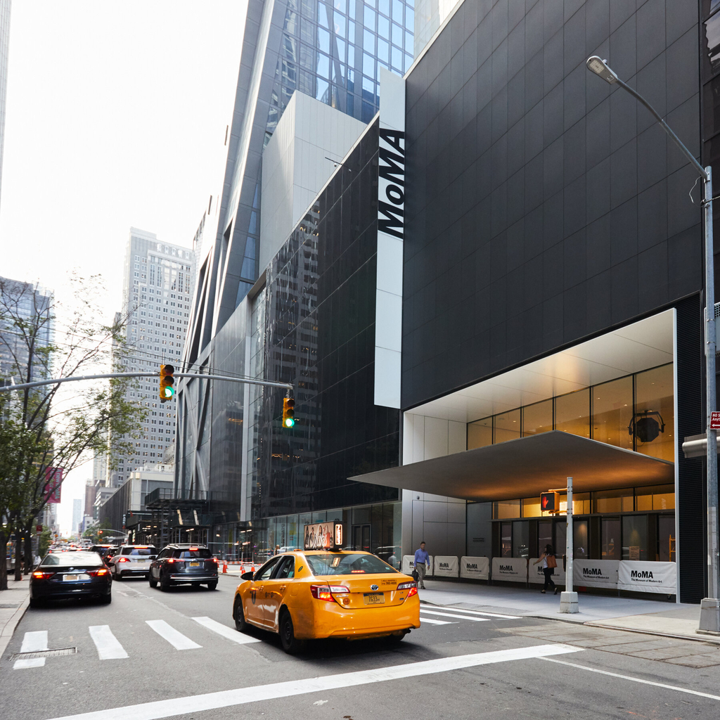 West 55th Street - Photo 11