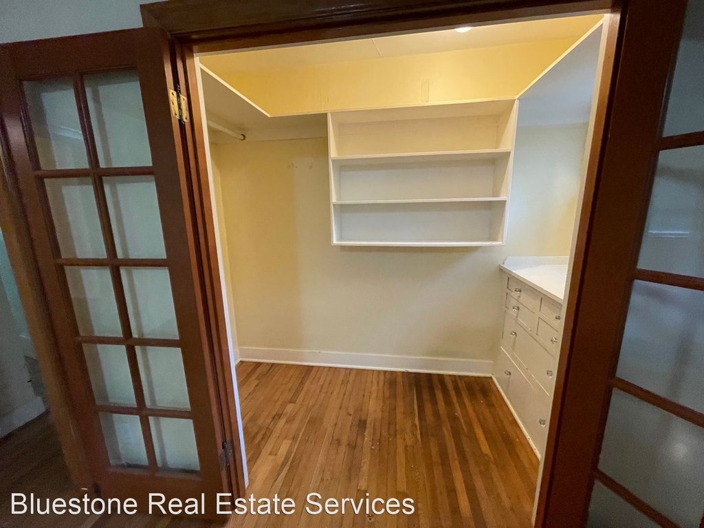 2441 E Burnside Street - Photo 2