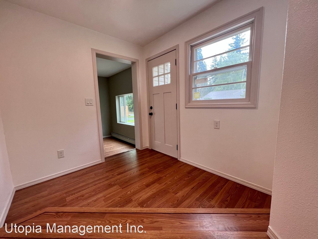 2500 Se Tarbell Ave - Photo 4