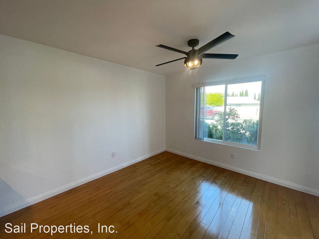 1703 Delaware St. - Photo 3