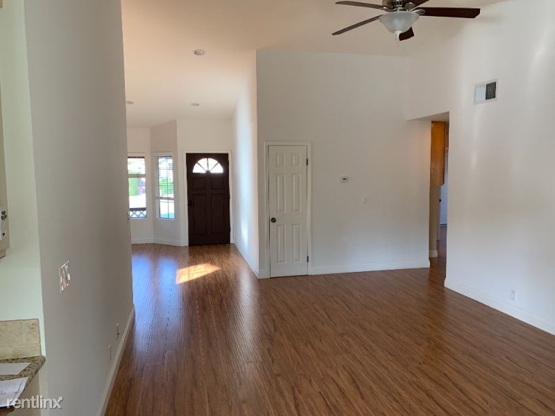 22702 Peach Ct - Photo 5