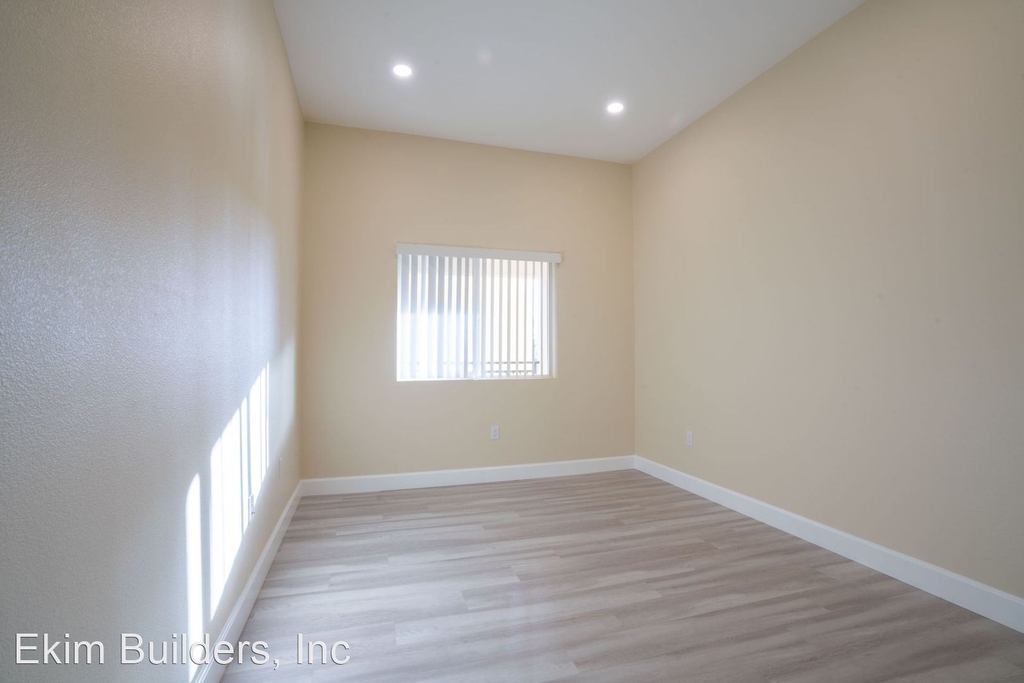 2291 Dunlop Street Suite 100 - Photo 6