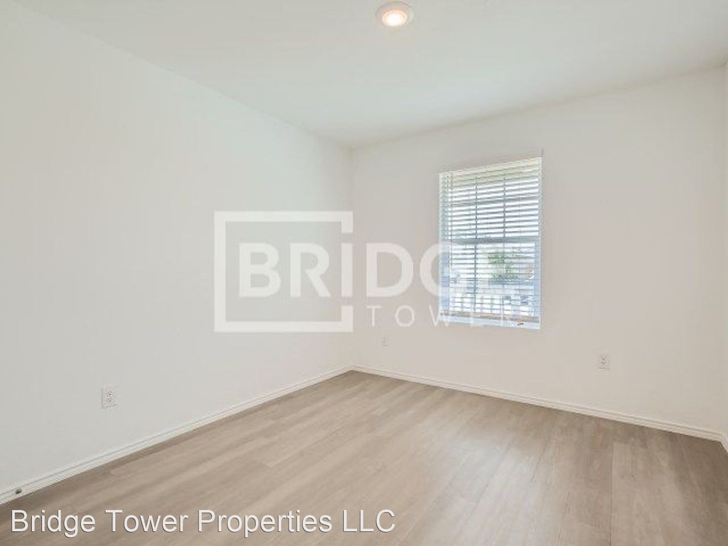 2717 Coral Valley - Photo 11