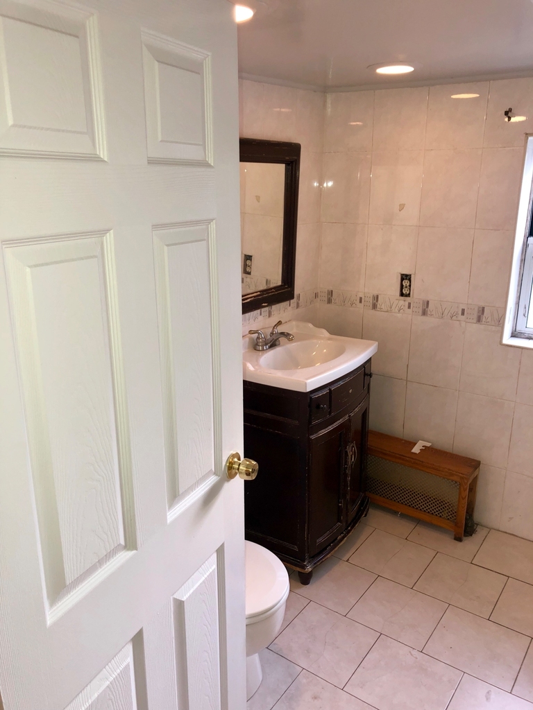 2011 Gildersleeve Avenue - Photo 13