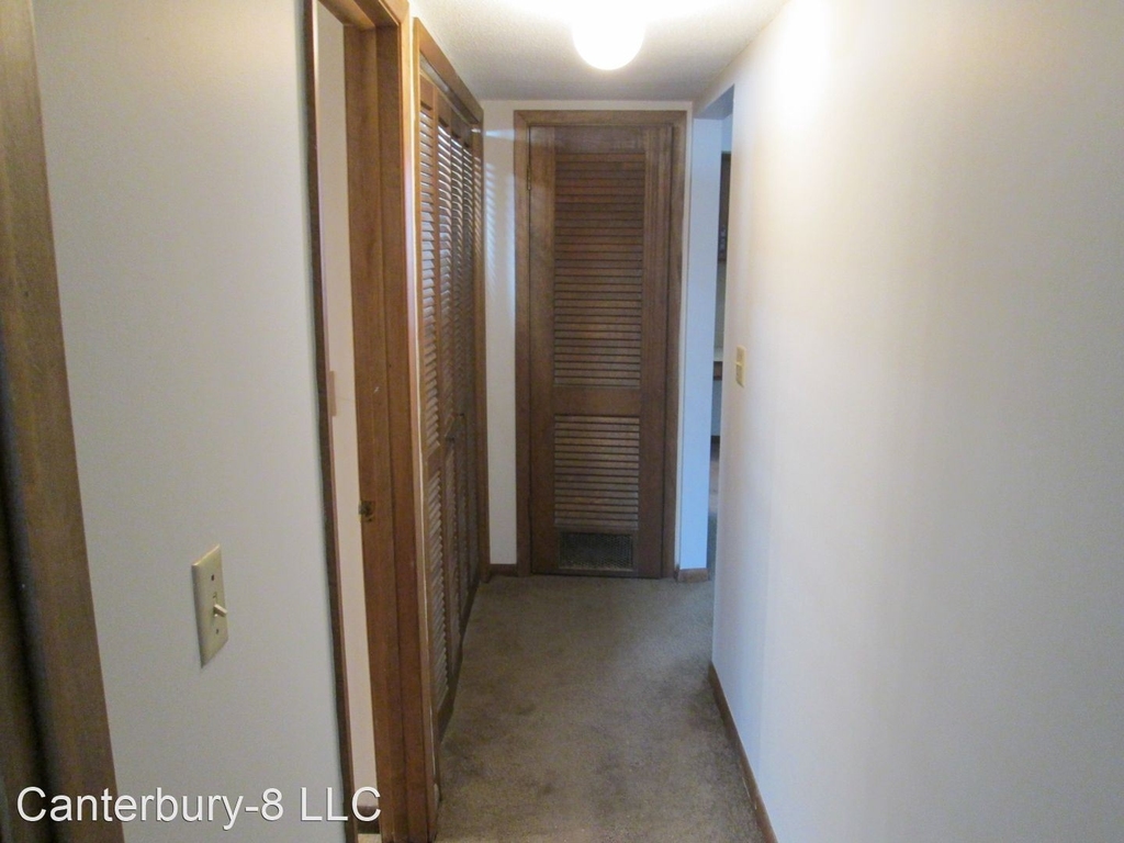 5521-5531 Canterbury Lane - Photo 9