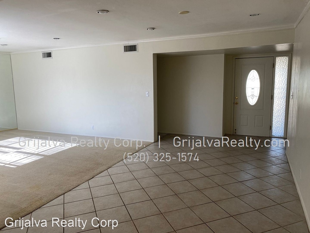 1525 N. Grady Ave - Photo 1