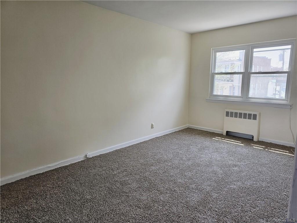 1022 E 211th Street - Photo 5