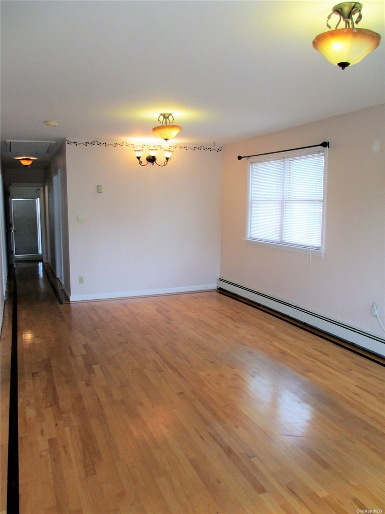 87 Minnesota Avenue - Photo 1