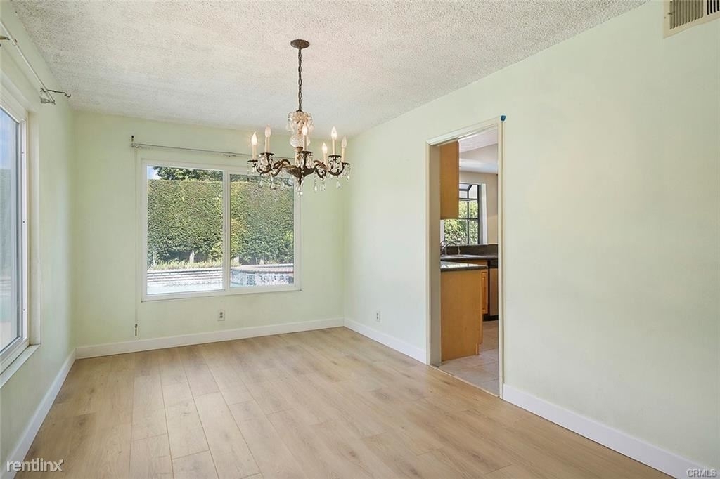 6126 Rowland Ave - Photo 3