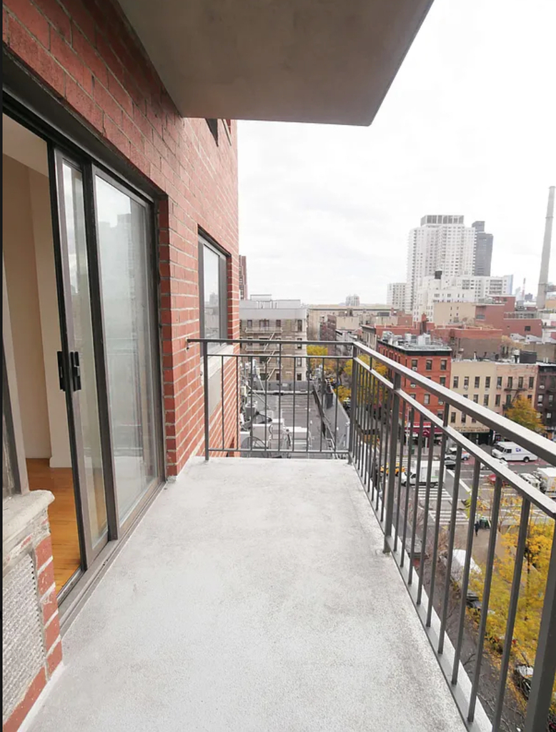 353 East 78th Street - Photo 9