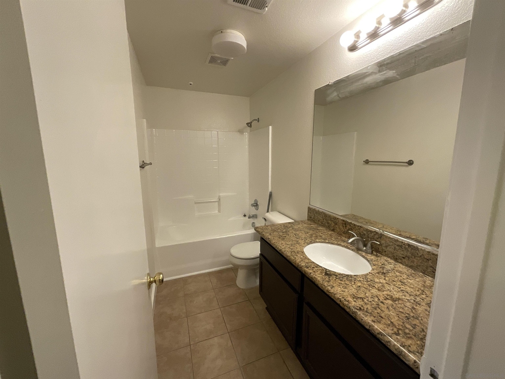 8814 Spectrum Center Blvd - Photo 30