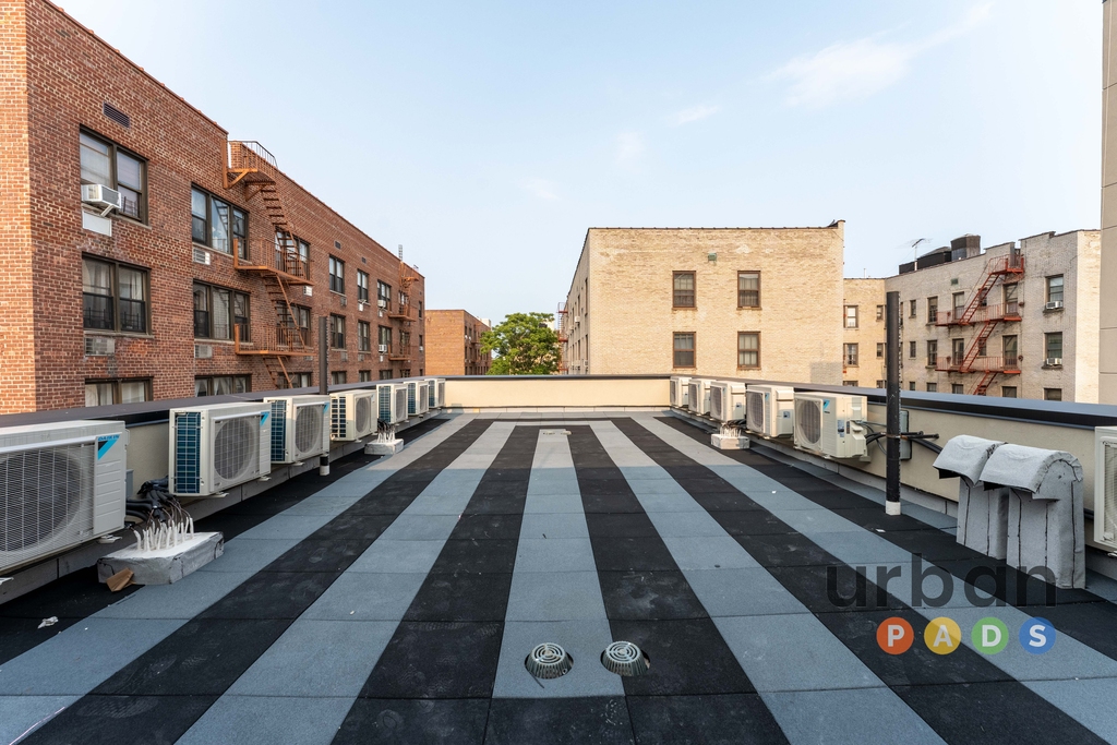 1359 Nostrand Avenue - Photo 8