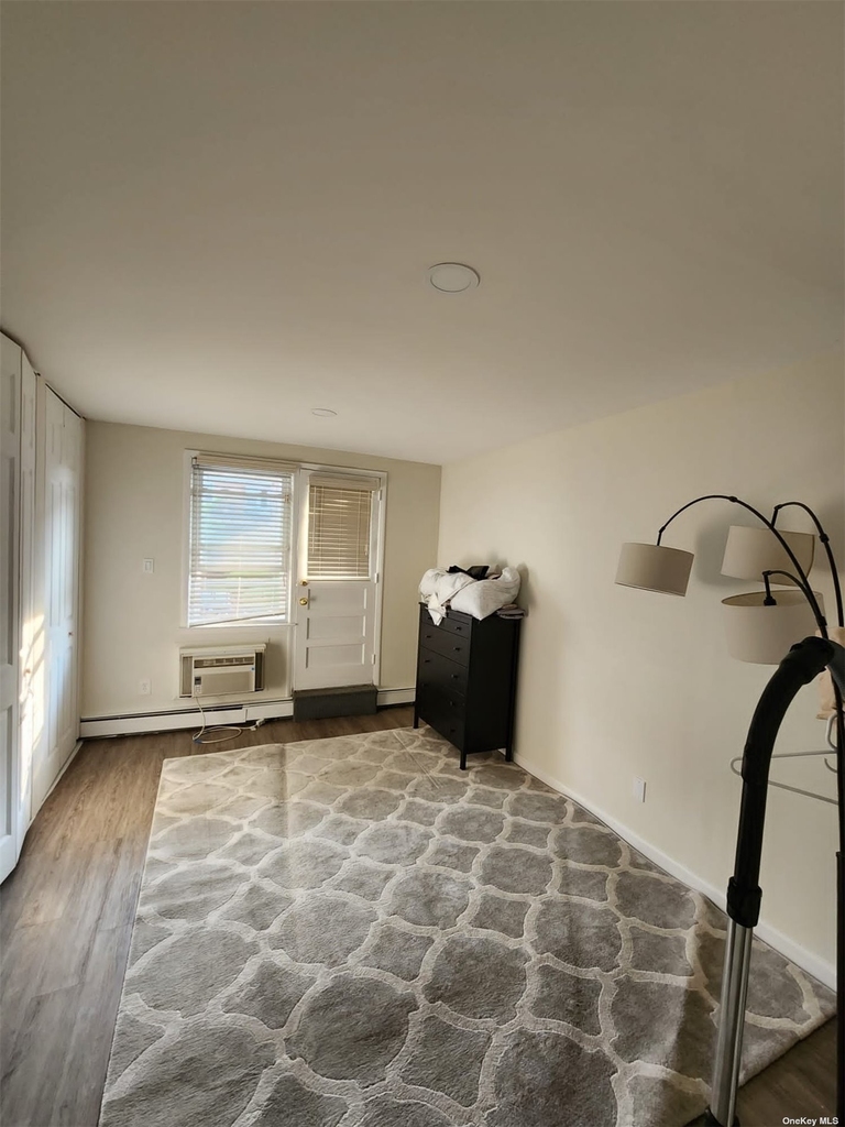 570 Broadway - Photo 9