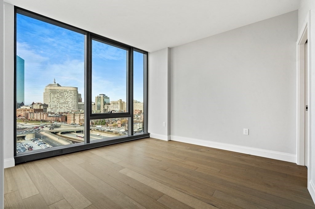 100 Shawmut Avenue - Photo 5