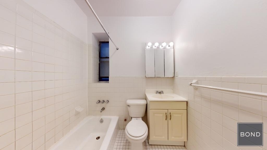 222 East 85th Street - Photo 7