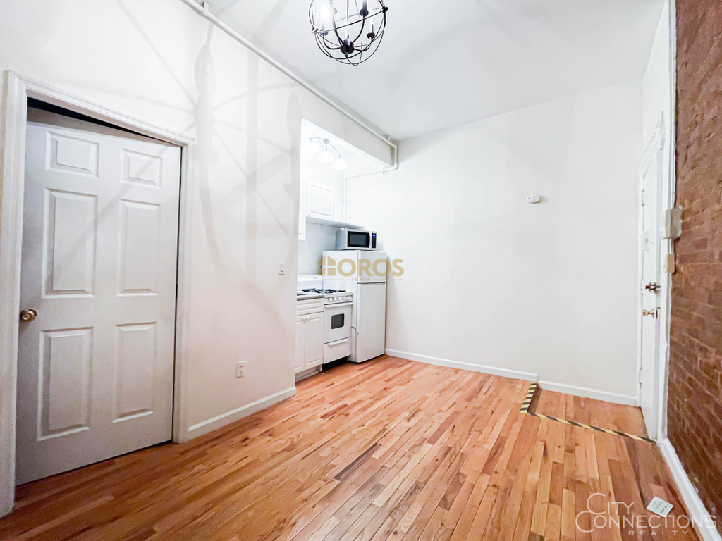 273 E 3rd St - Photo 2
