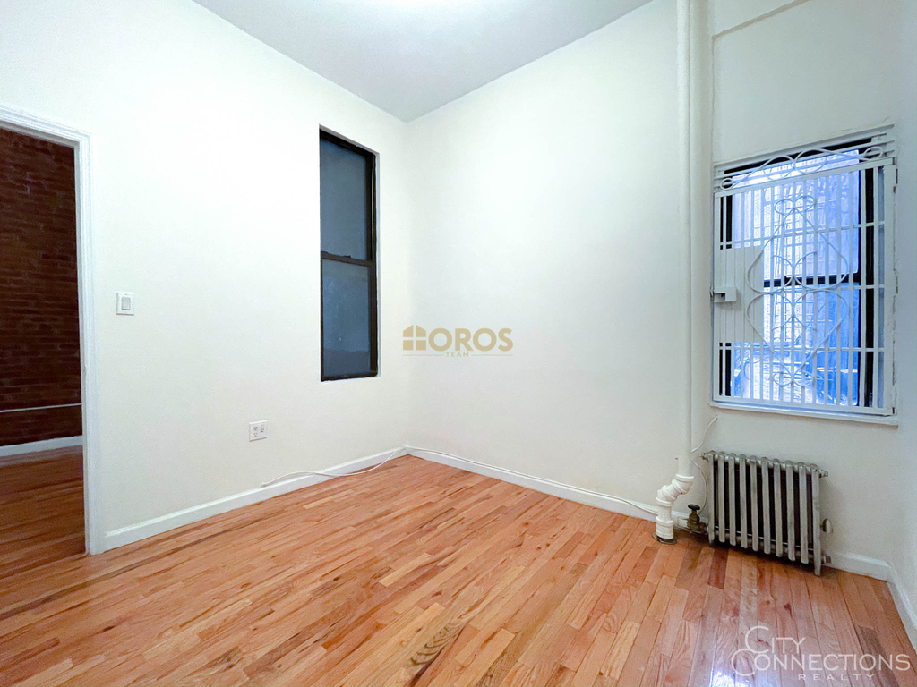 273 E 3rd St - Photo 6