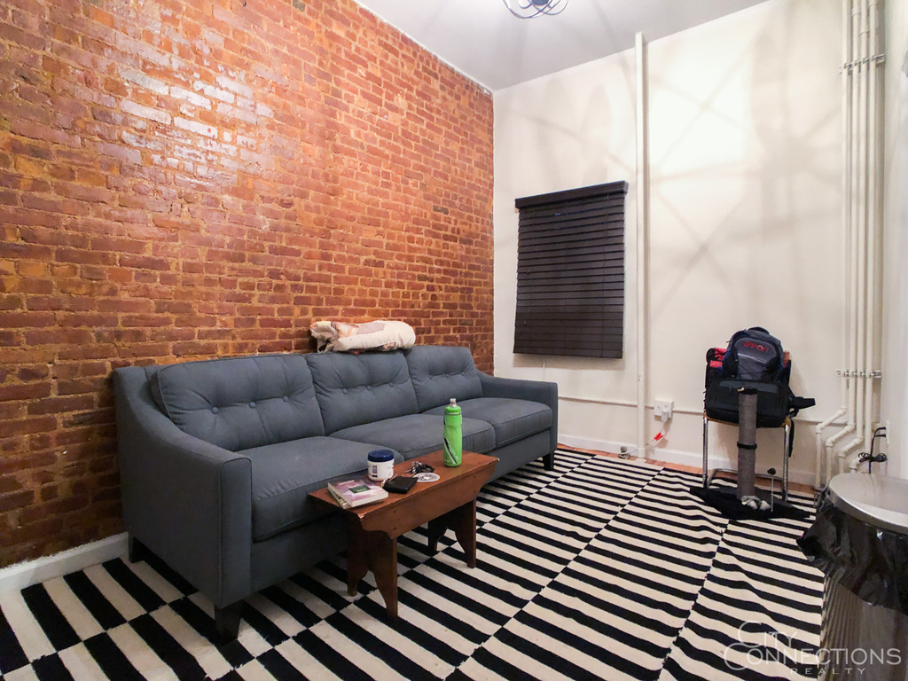 273 E 3rd St - Photo 1
