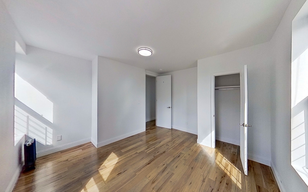 565 West 162nd Street - Photo 3