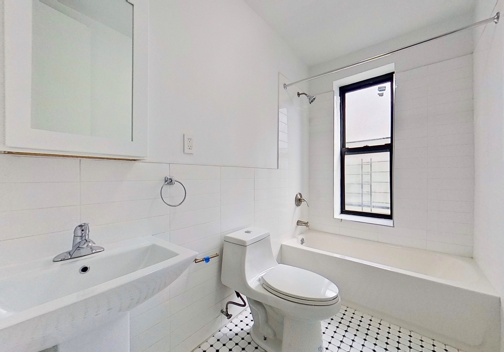 565 West 162nd Street - Photo 4