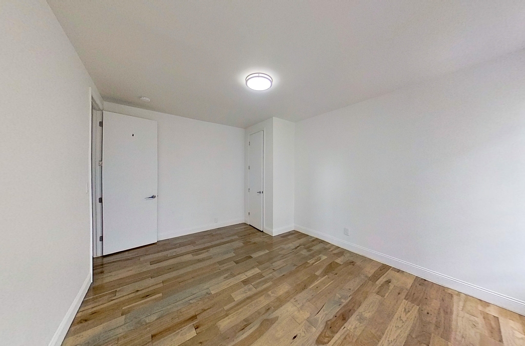 565 West 162nd Street - Photo 6