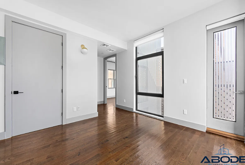 263 Franklin Avenue - Photo 1