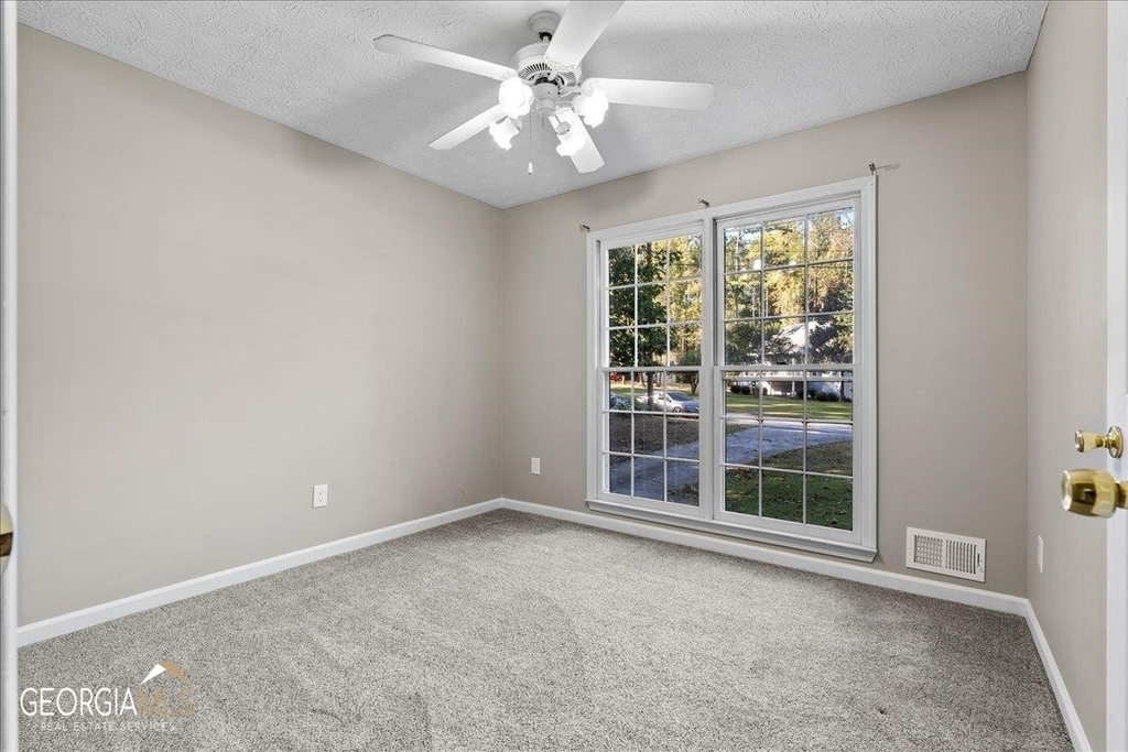 507 Oak Landing Circle - Photo 21