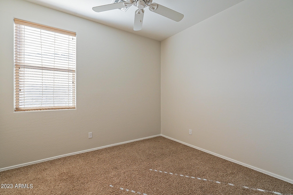 12940 W Campbell Avenue - Photo 36