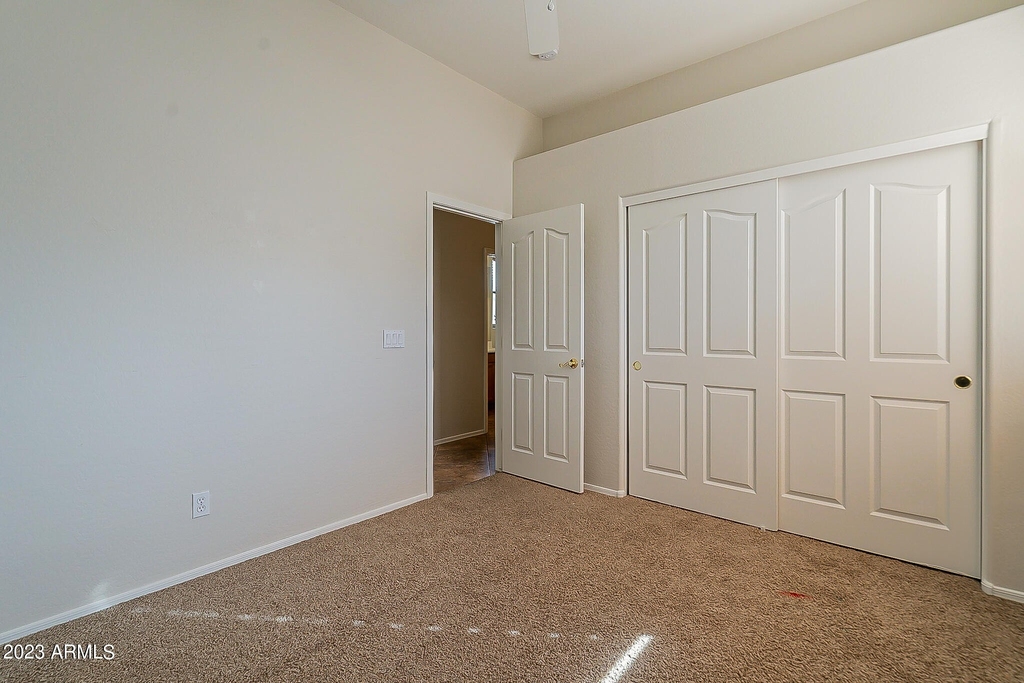 12940 W Campbell Avenue - Photo 35