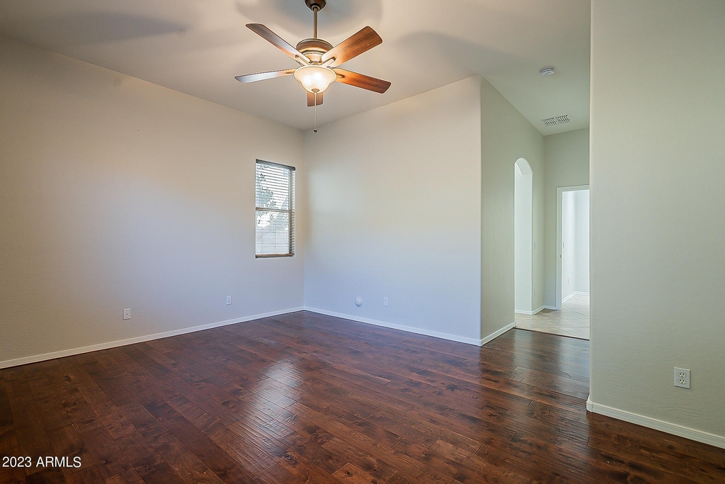 12940 W Campbell Avenue - Photo 40