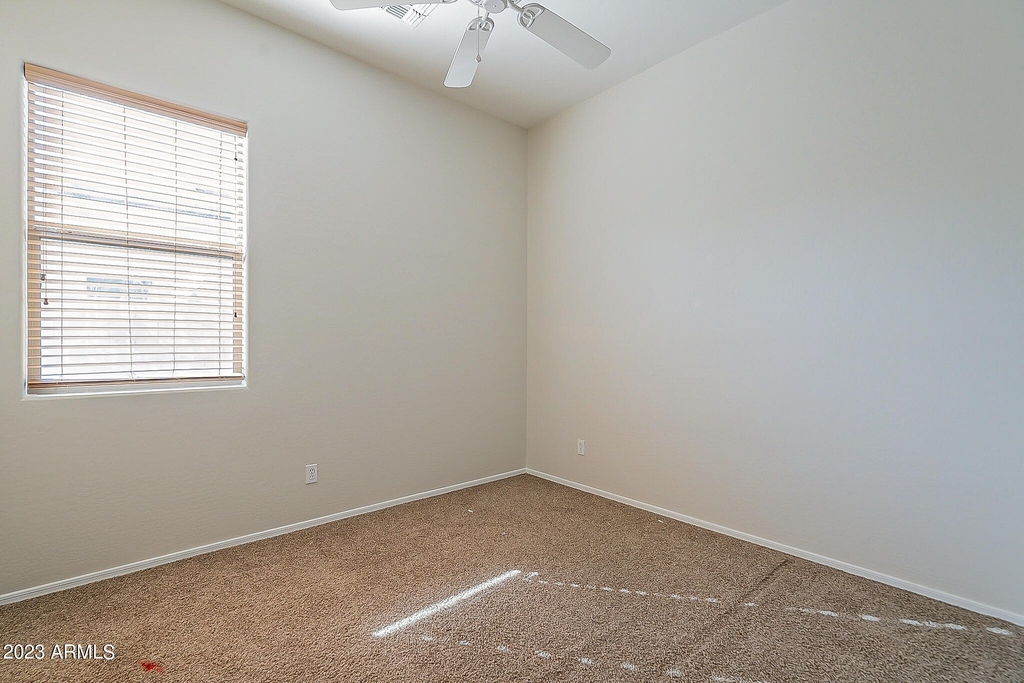 12940 W Campbell Avenue - Photo 34
