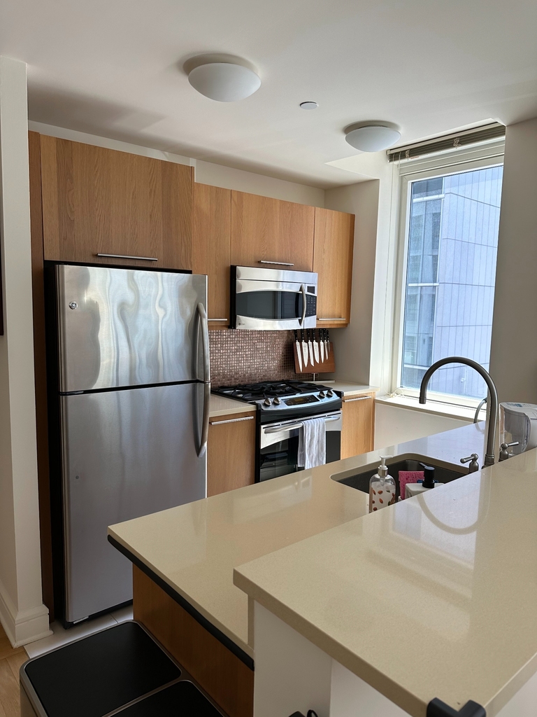 400 West 63rd Street - Photo 2