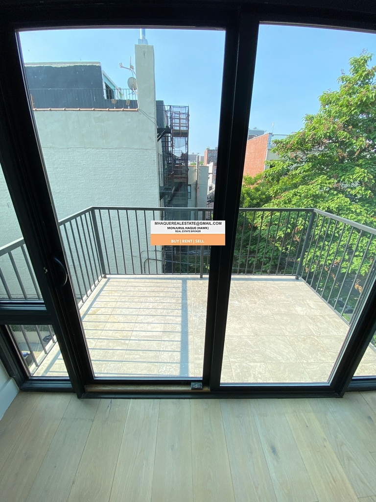 703 Lafayette Avenue - Photo 3