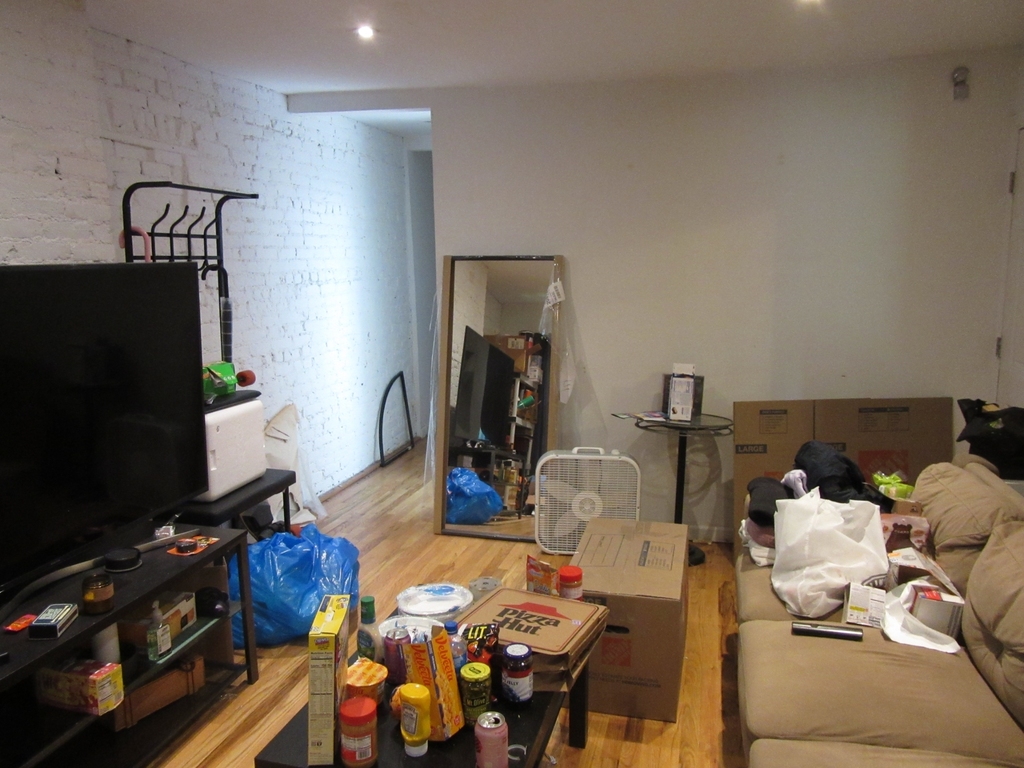 51 Hart Street - Photo 5