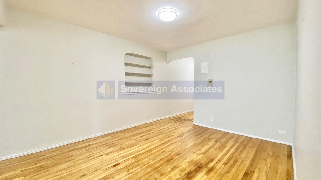 500 Kappock Street - Photo 1